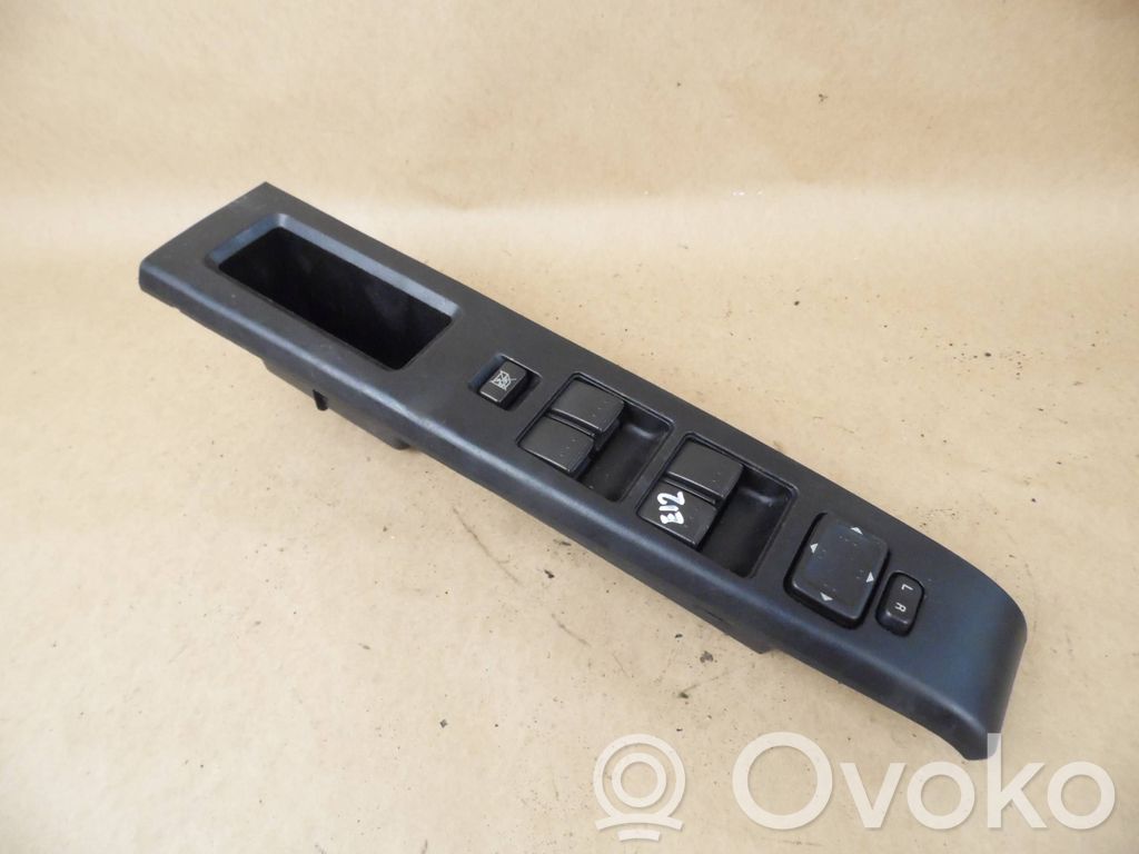 Mazda 5 Electric window control switch 