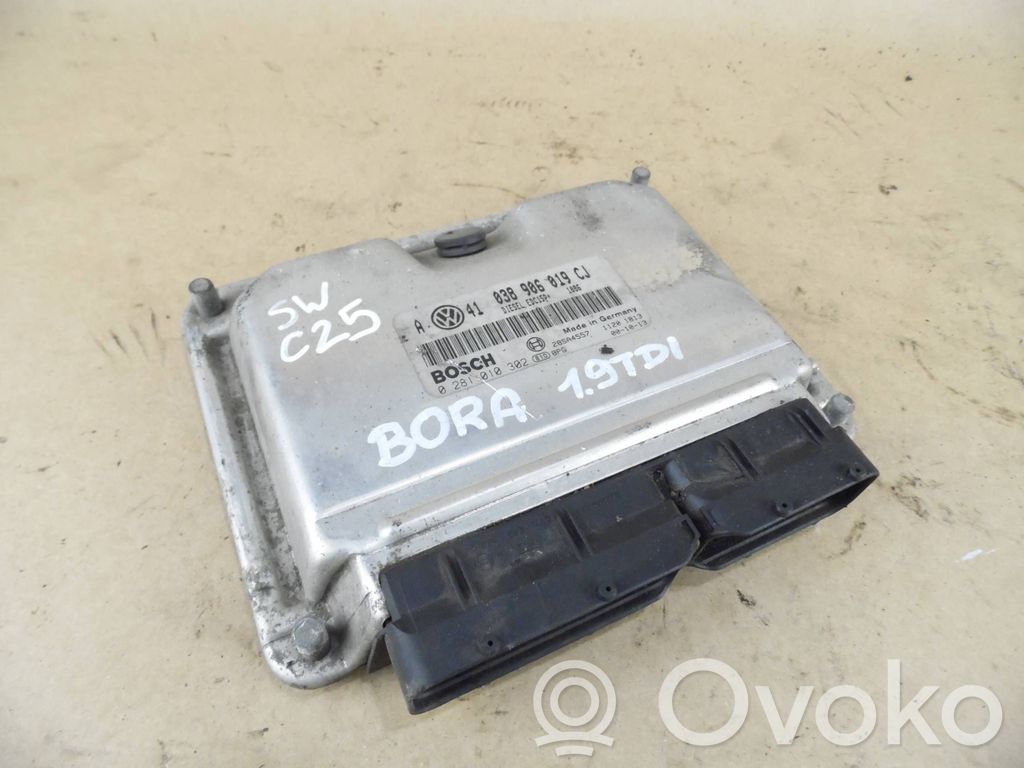 Engine control unit/module   038906019CJ,28SA4557,0281010302