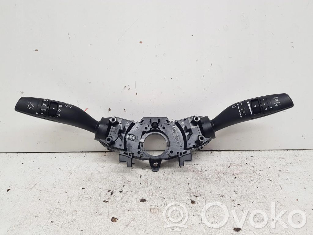 KIA Rio Wiper control stalk 