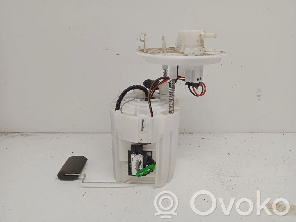 KIA Rio Bomba interna de combustible 
