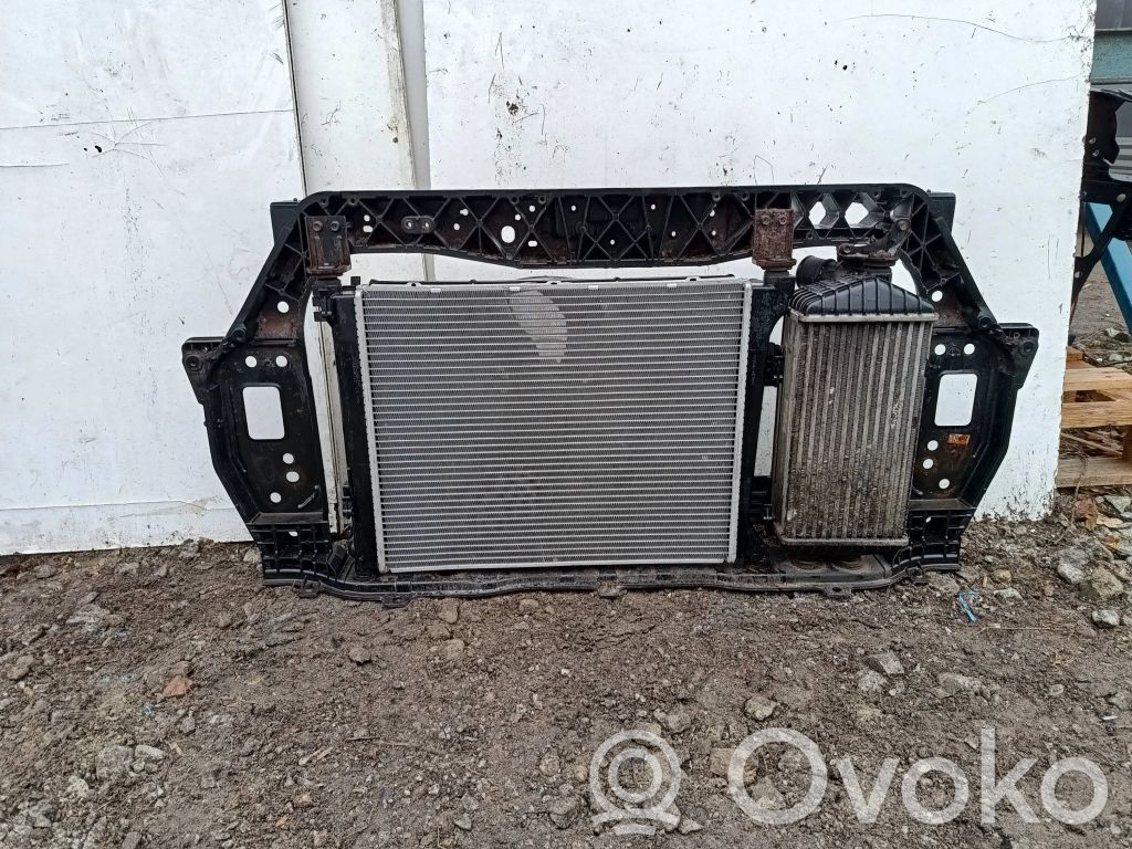 Radiatora komplekts