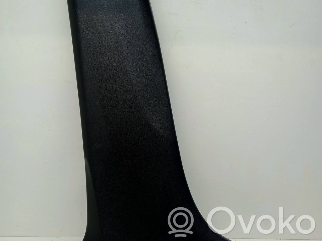 Chevrolet Trax (B) pillar trim (bottom) 