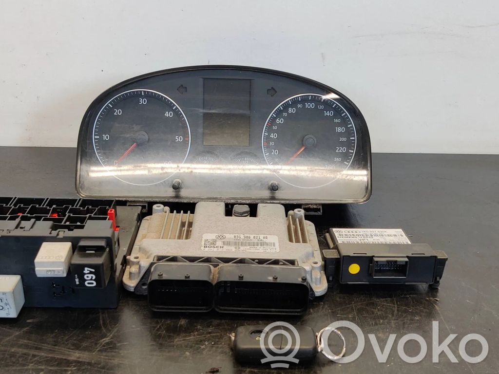 Volkswagen Caddy Sterownik / Moduł ECU 