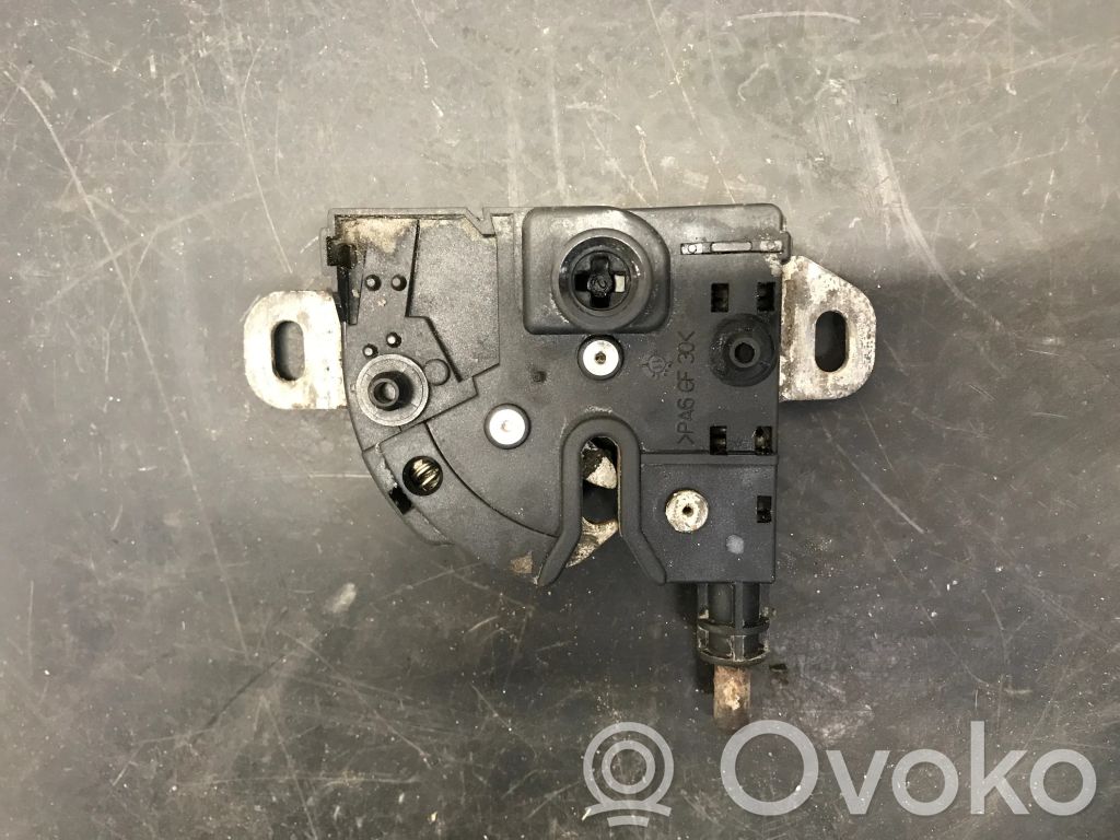 Ford Transit Spyna variklio dangčio 