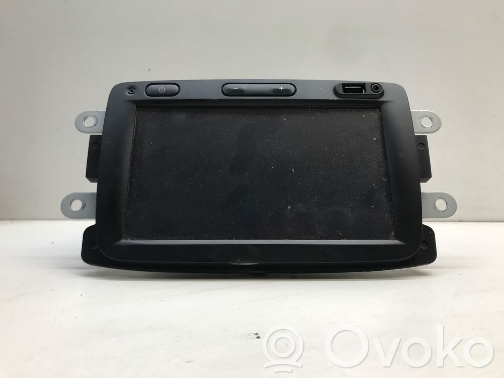 Panel / Radioodtwarzacz CD/DVD/GPS   281152473R,LAN5200WR5,276660