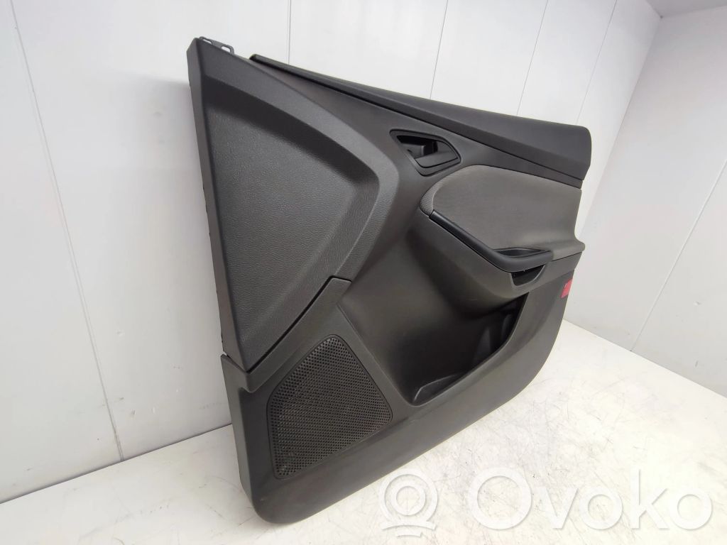 Ford Focus Etuoven verhoilu 