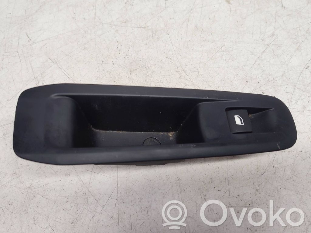 Peugeot 308 Electric window control switch 
