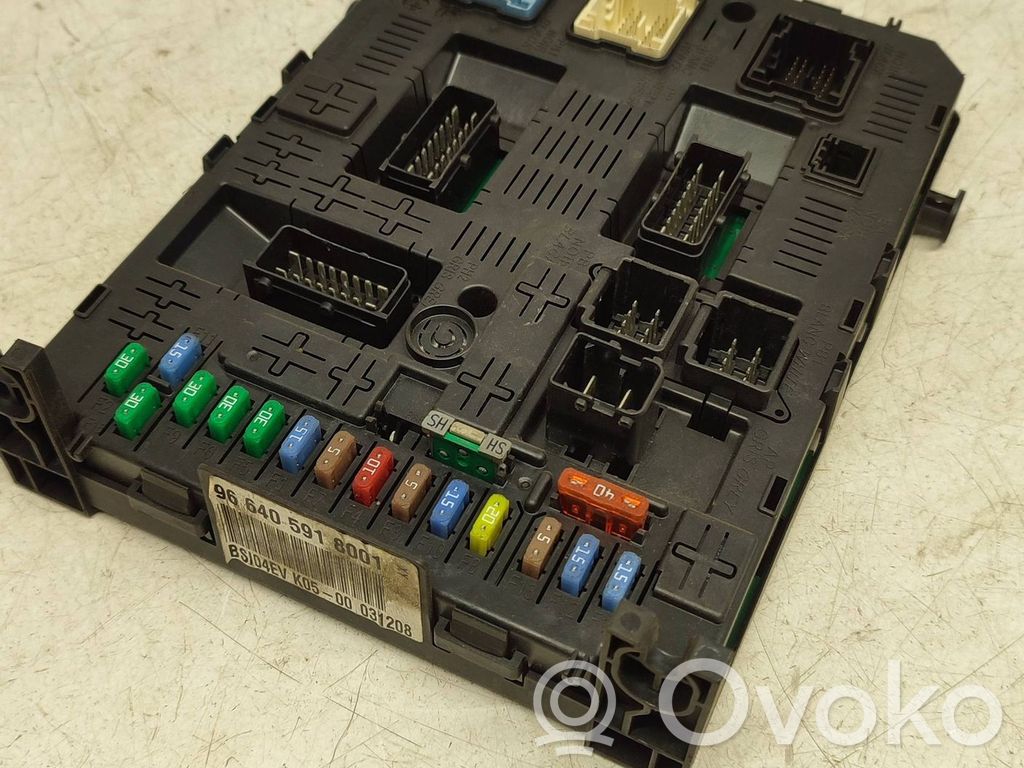 Citroen C4 I Mukavuusmoduuli 