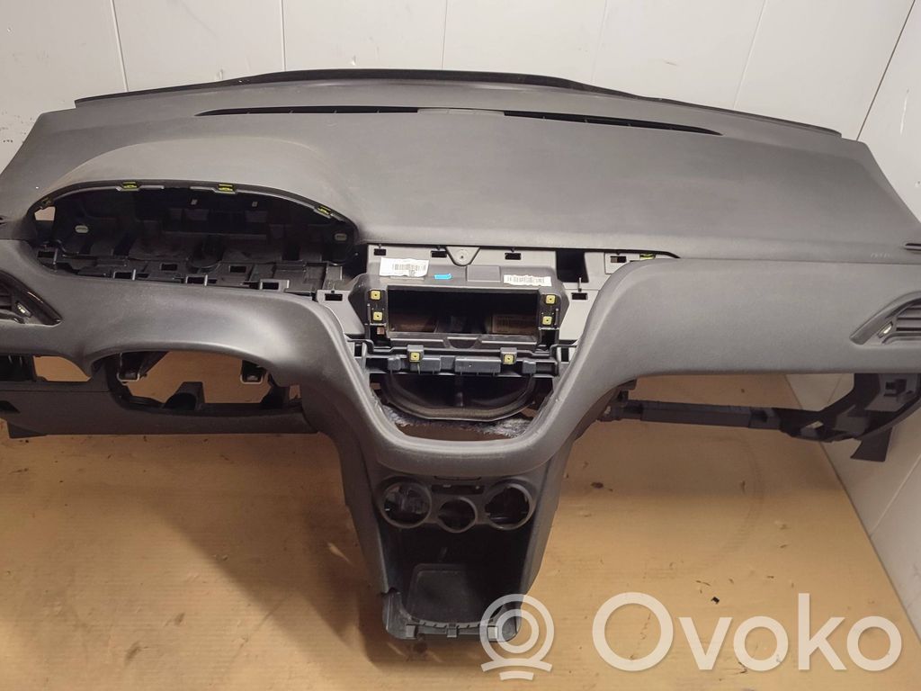 Peugeot 208 I Panel de instrumentos 