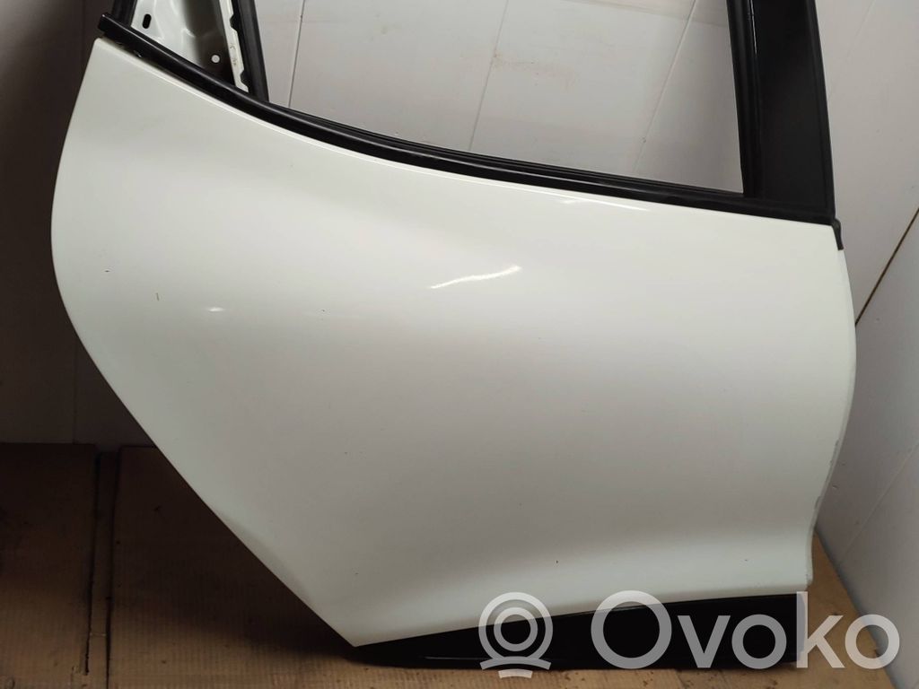 Renault Clio IV Galinės durys 