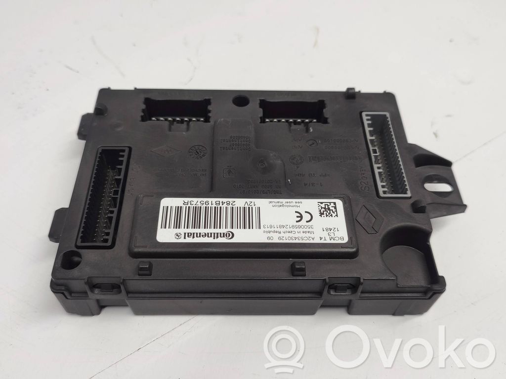 Renault Clio IV BSM Control unit 