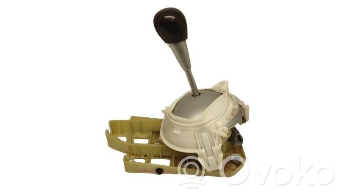 Volvo S60 Gear shifter/selector 