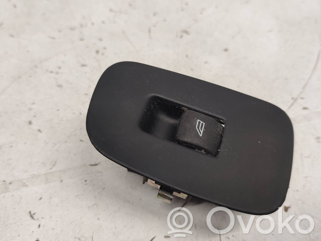 Volvo XC60 Electric window control switch 