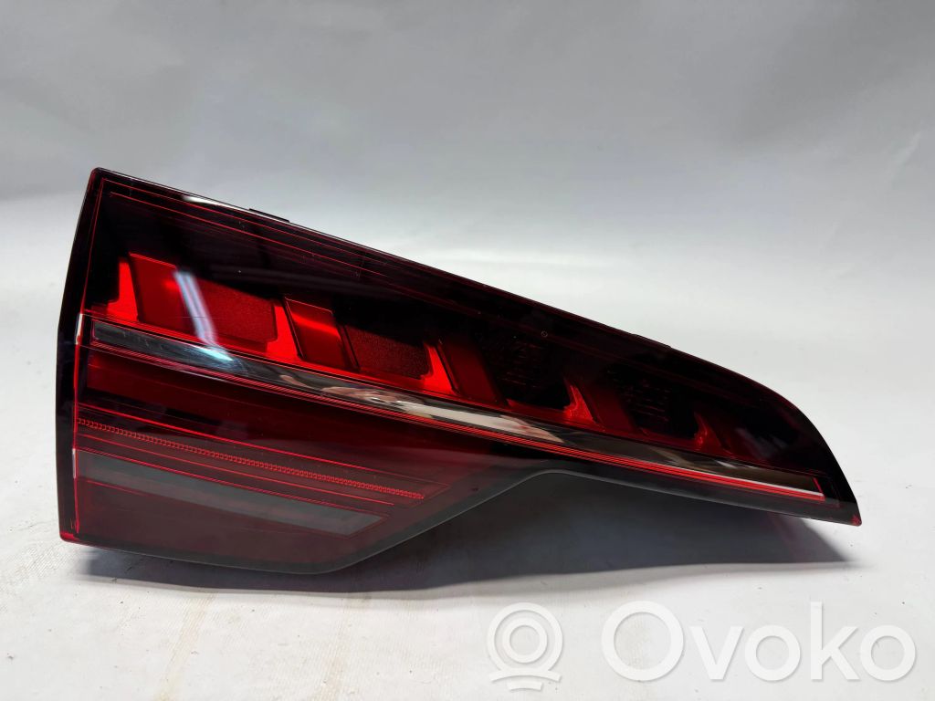 Audi A4 S4 B9 8W Lampy tylnej klapy bagażnika 