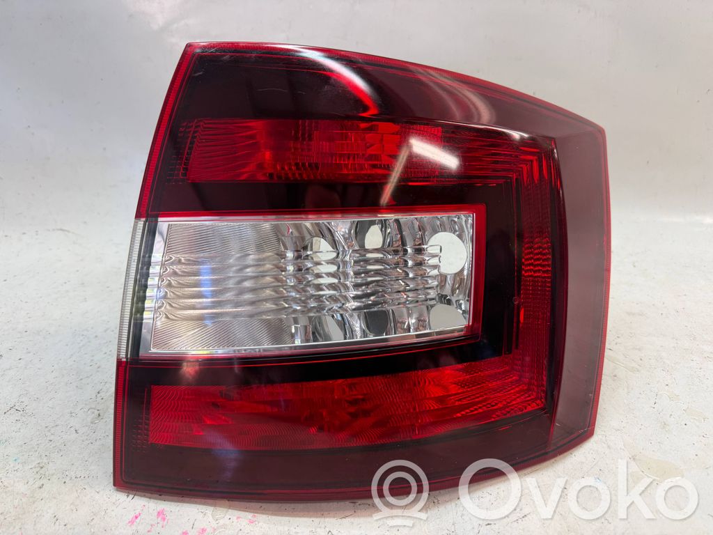 Skoda Rapid (NH) Lampa tylna 