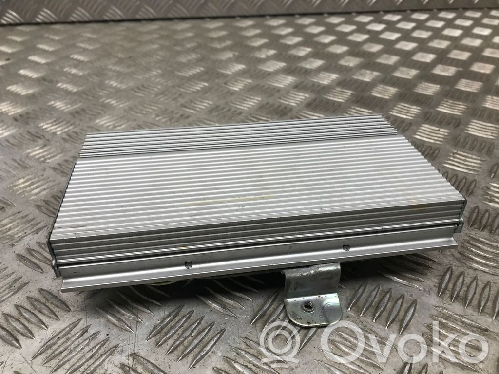 Chrysler Voyager Sound amplifier 