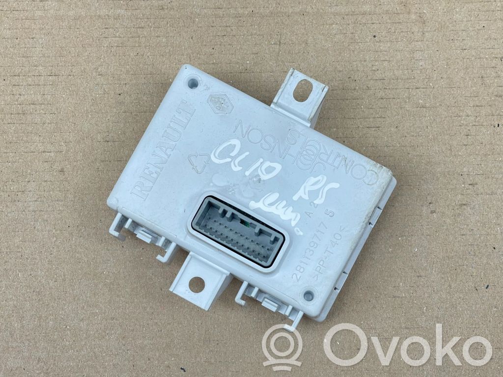 Renault Clio IV GPS navigation control unit/module 