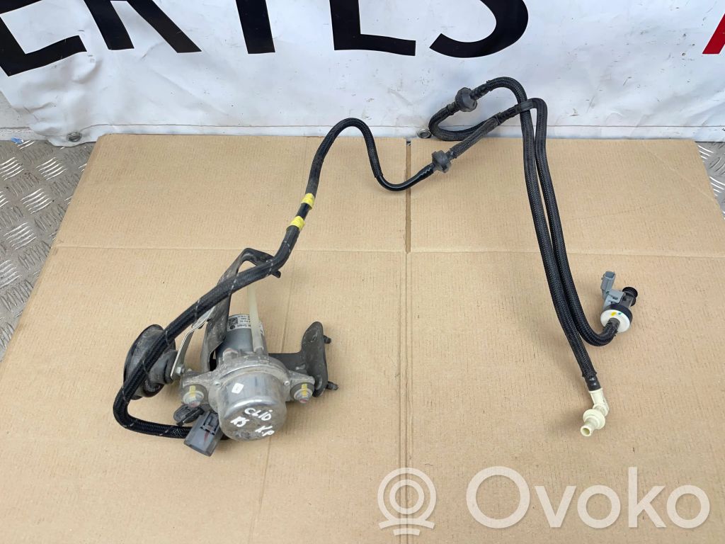 Renault Clio IV Vacuum pump 