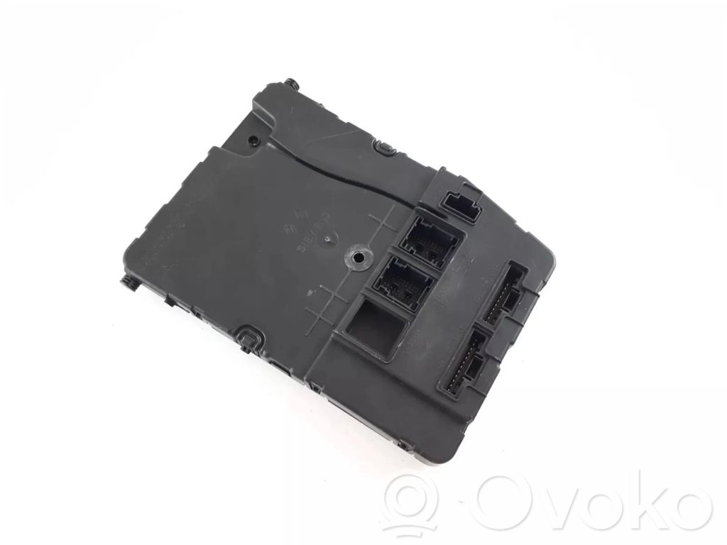 Renault Megane III Comfort/convenience module 