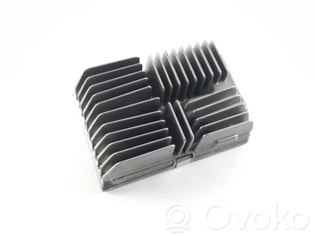 BMW 5 G30 G31 G38 Sound amplifier 