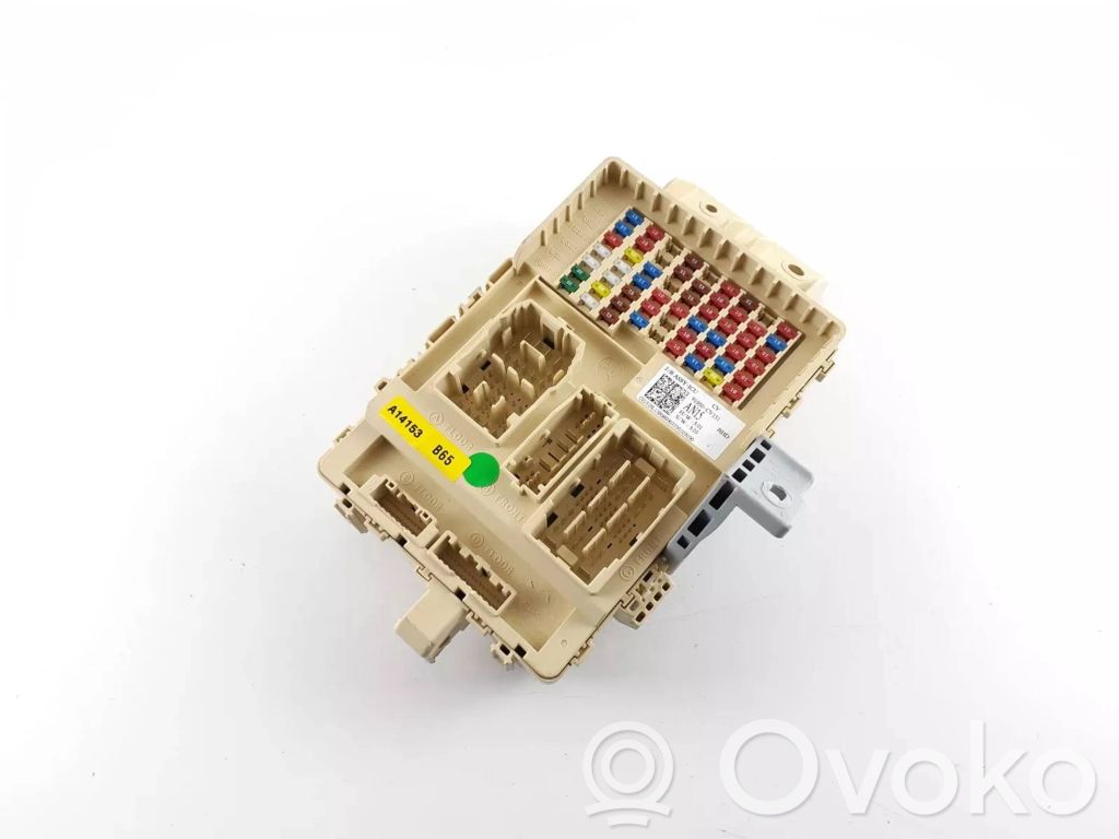 KIA EV6 Saugiklių blokas 