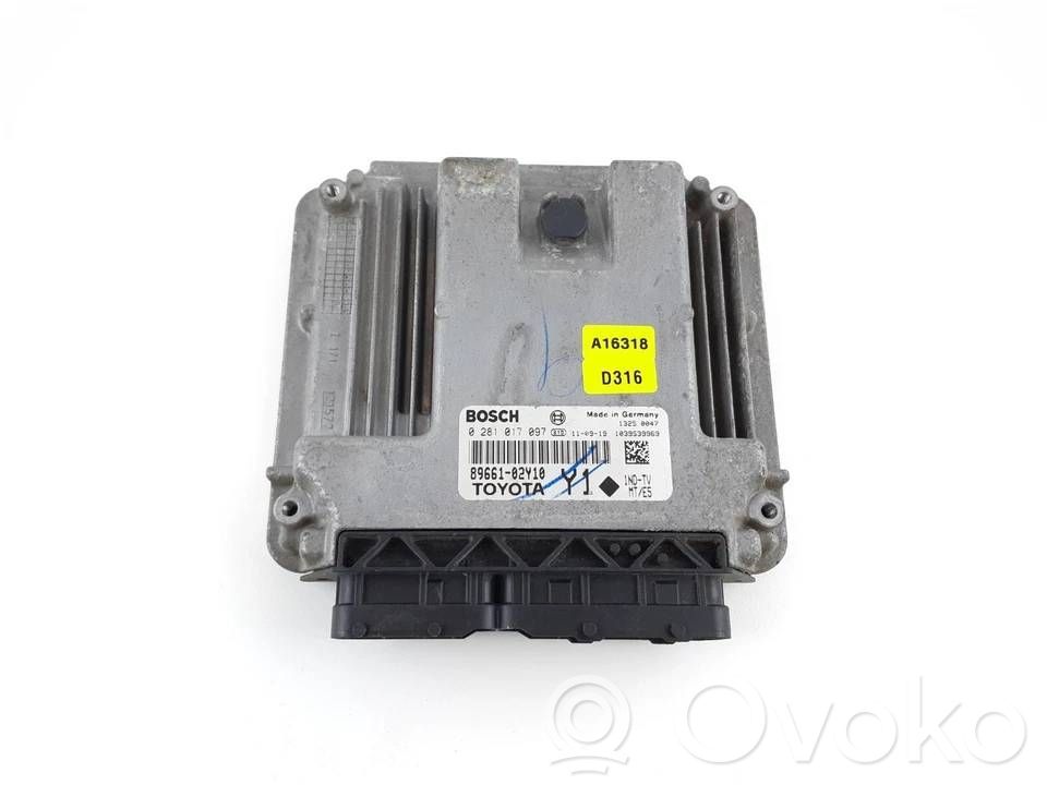 Toyota Auris 150 Engine control unit/module 