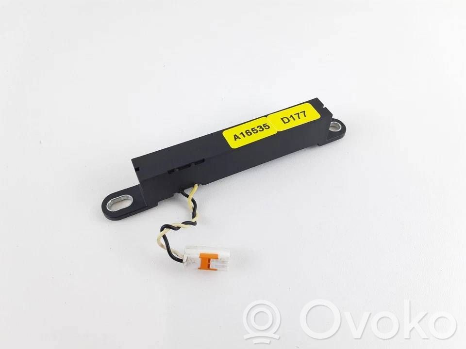 Mazda CX-7 Keyless system antenna 