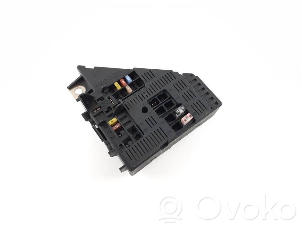 Volvo XC90 Fuse module 