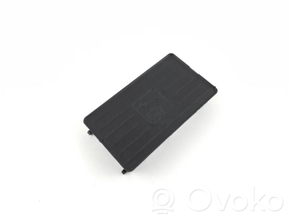 Audi Q7 4M Wireless charging module 