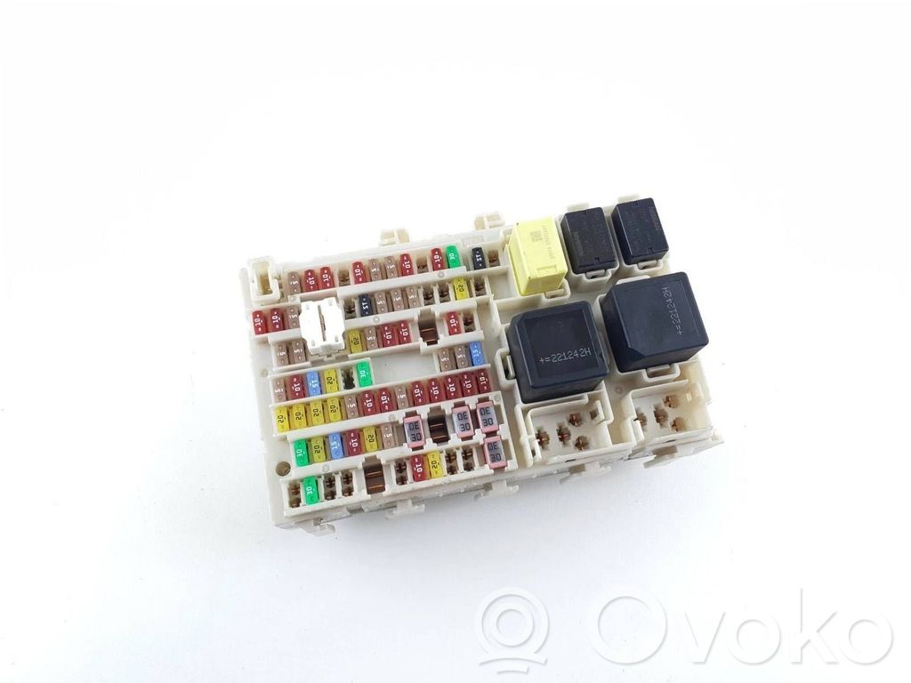 Nissan Ariya Module de fusibles 