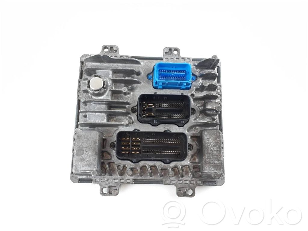 Opel Insignia B Engine control unit/module 