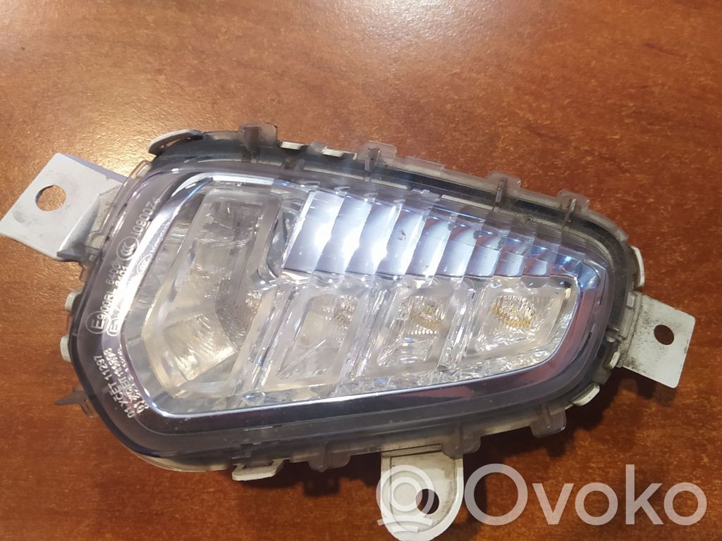 Volvo V40 Proiector lumini zi LED 