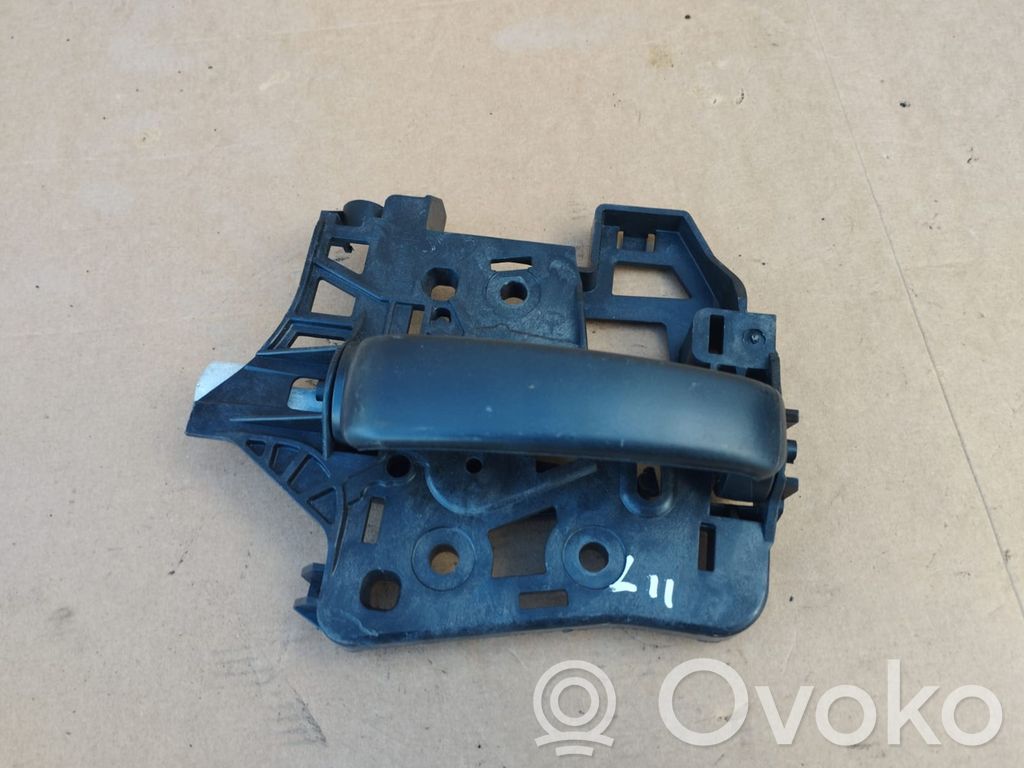 Sliding door interior handle   9812093480