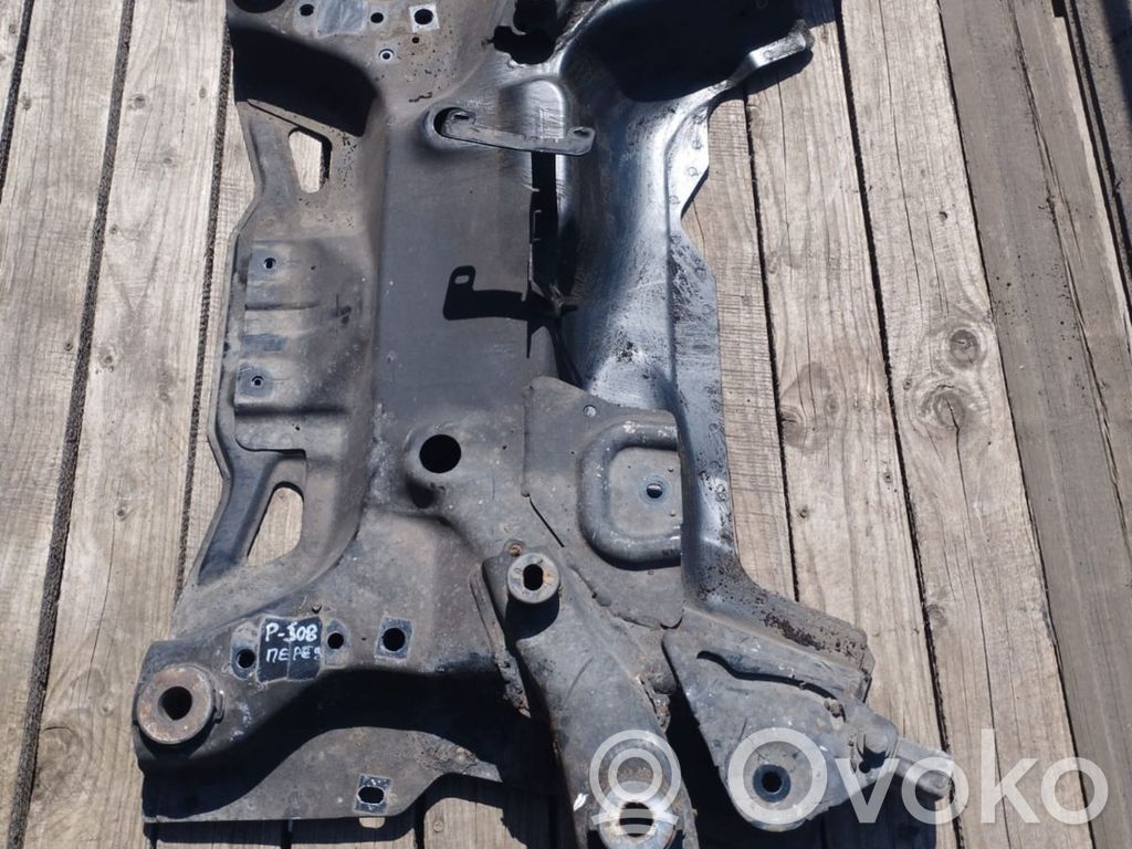 Peugeot 508 Front subframe 