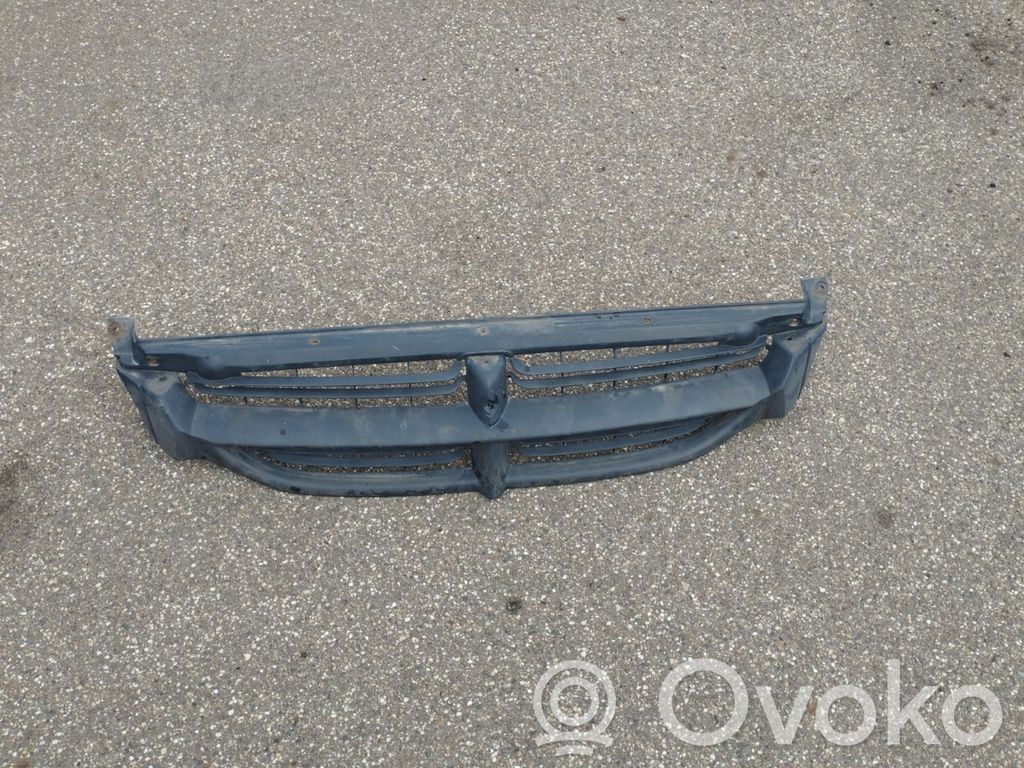 Chrysler Voyager Etusäleikkö 