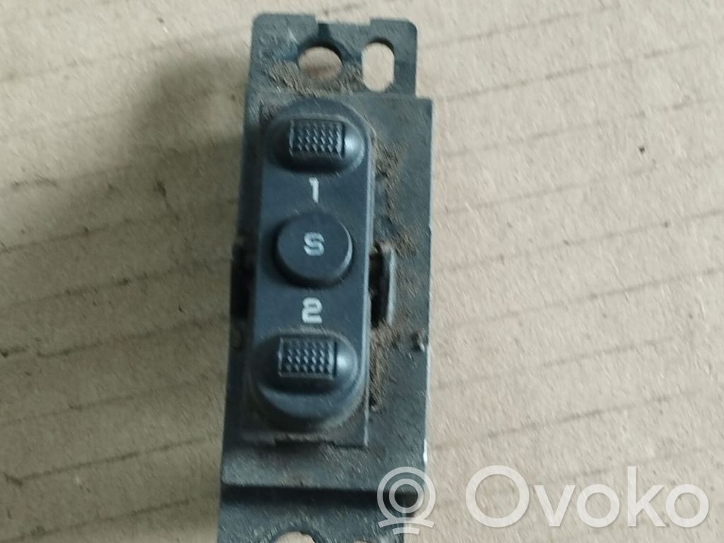 Chrysler Voyager Seat memory switch 