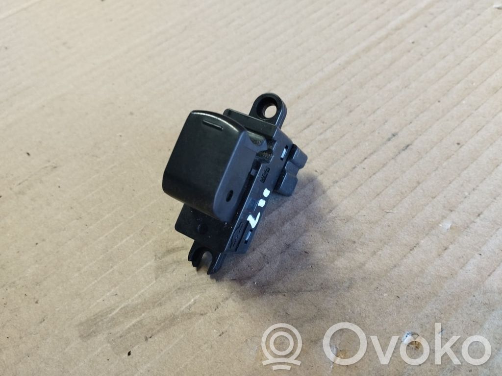 Nissan Note (E11) Electric window control switch 