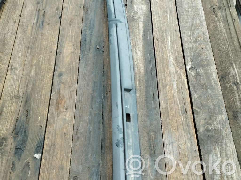 Chrysler Pacifica Dachzierleiste 