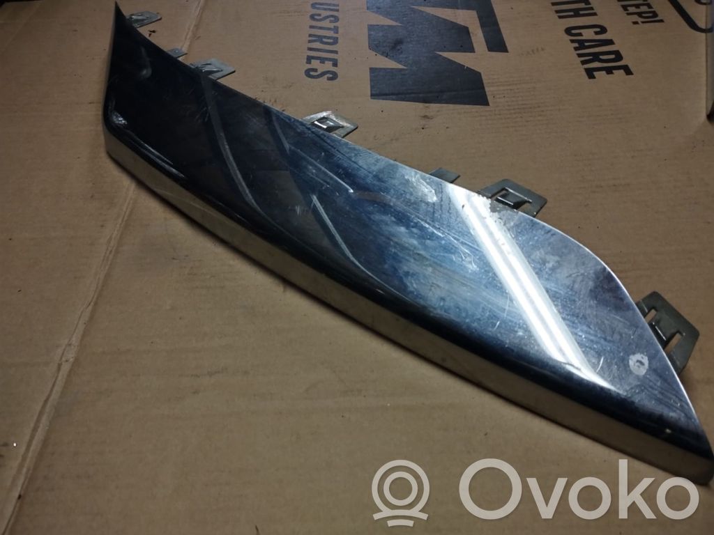 Front bumper splitter molding   04857778AA