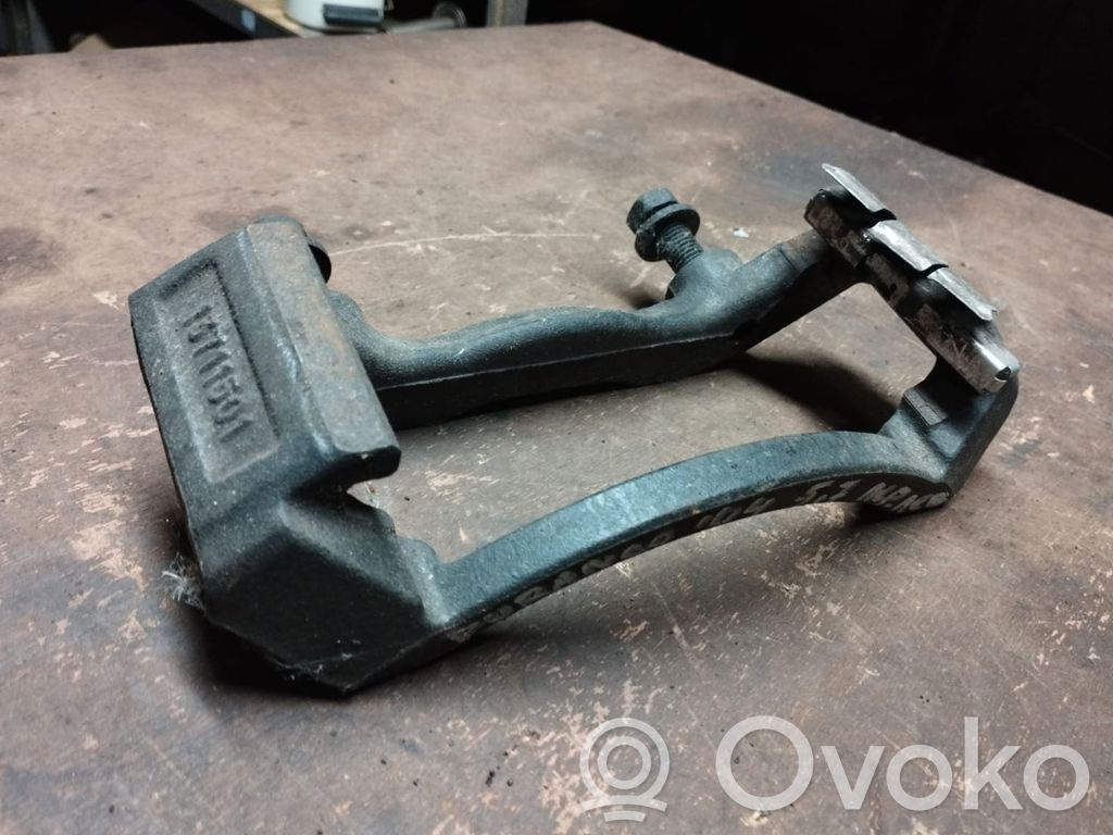 Dodge Durango II Plaquette / support d'étrier avant 