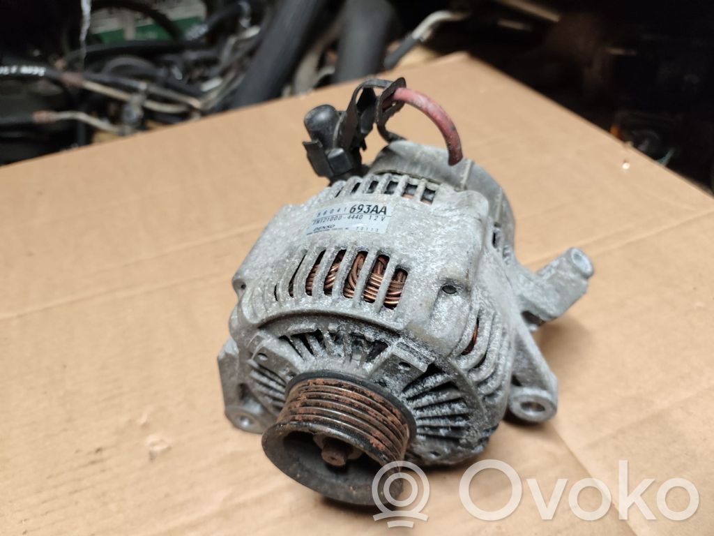 Jeep Cherokee KJ Alternador 