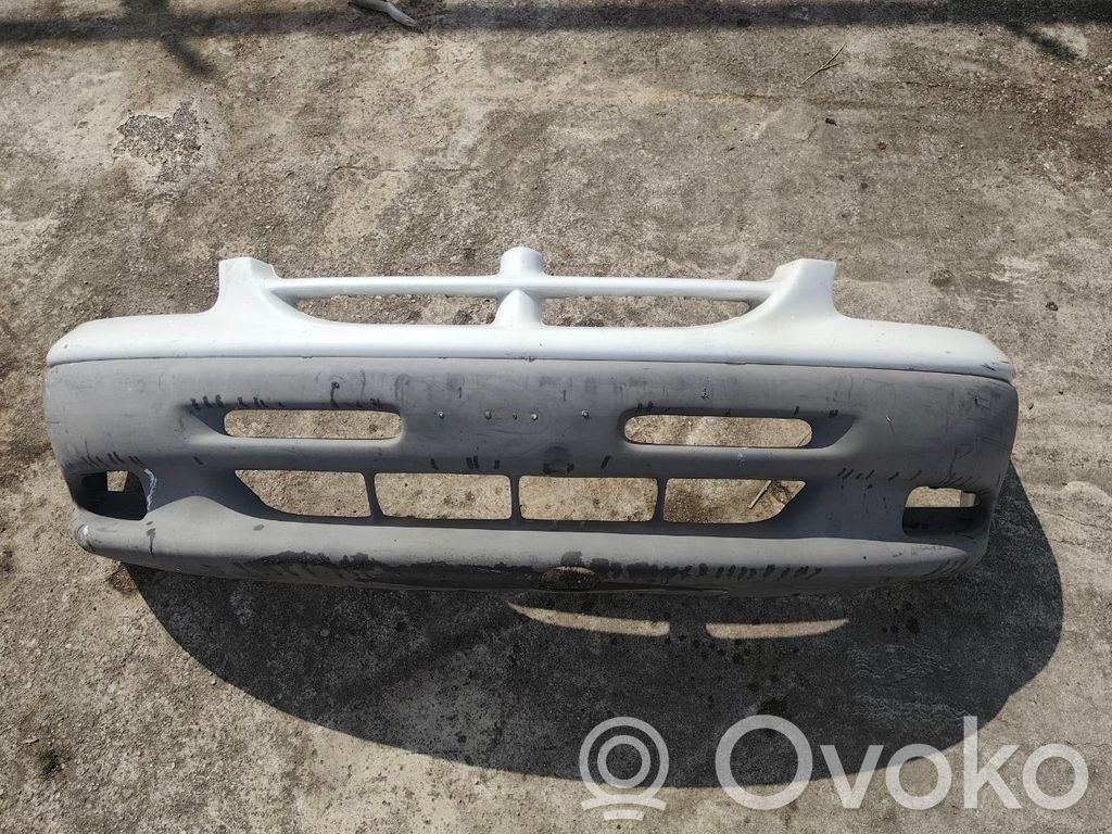 Chrysler Voyager Bară față 