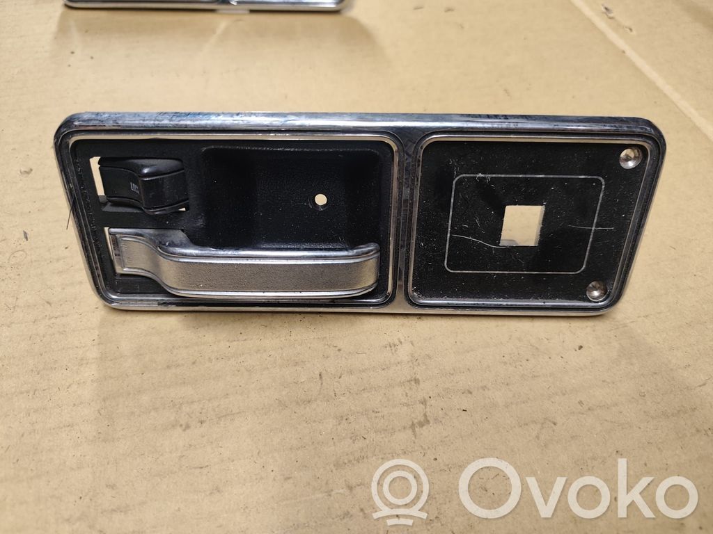 Jeep Cherokee XJ Manecilla interna puerta trasera 