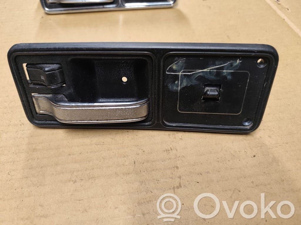 Jeep Cherokee XJ Manecilla interna puerta trasera 