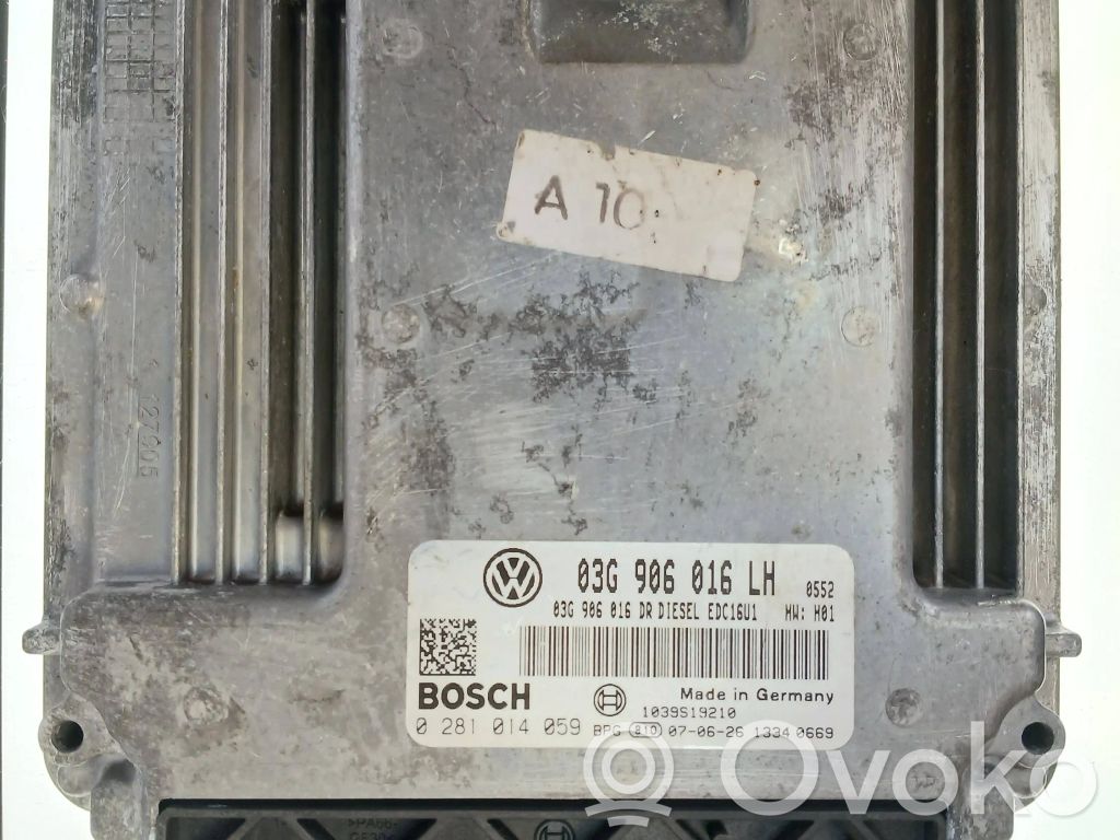 Volkswagen Golf V Engine control unit/module 