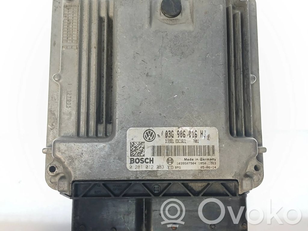 Volkswagen Golf V Engine control unit/module 