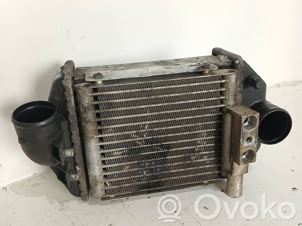 Audi A6 S6 C5 4B Interkūlerio radiatorius 