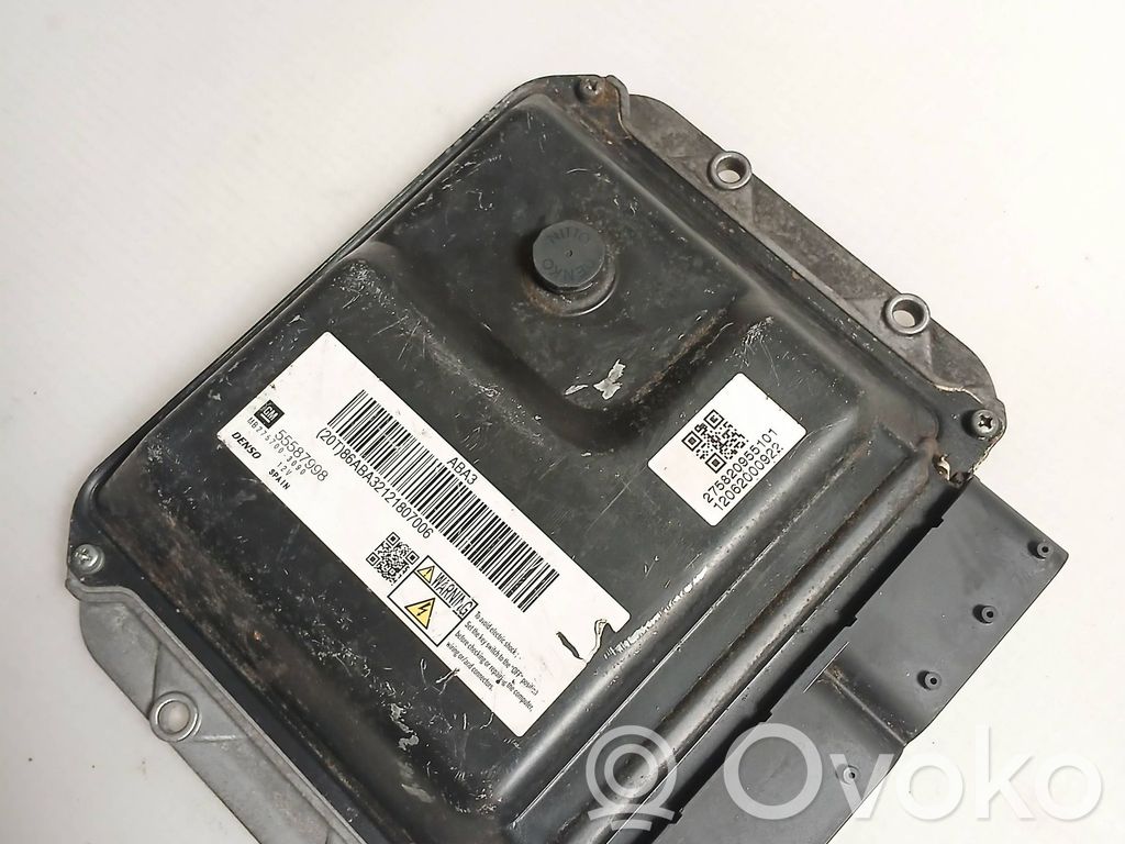 Opel Astra J Engine control unit/module 
