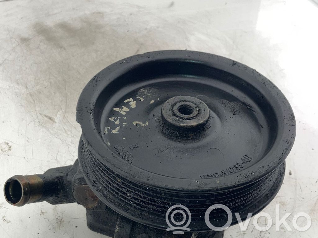 Ford Transit Ohjaustehostimen pumppu 
