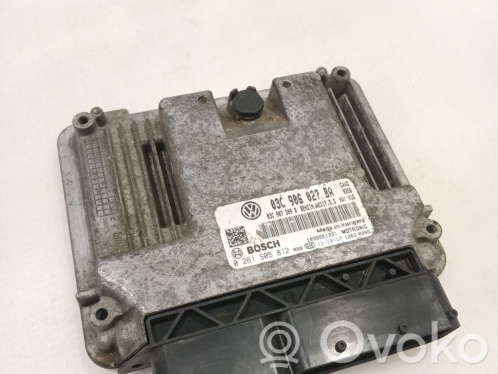 Volkswagen Golf VI Engine control unit/module 